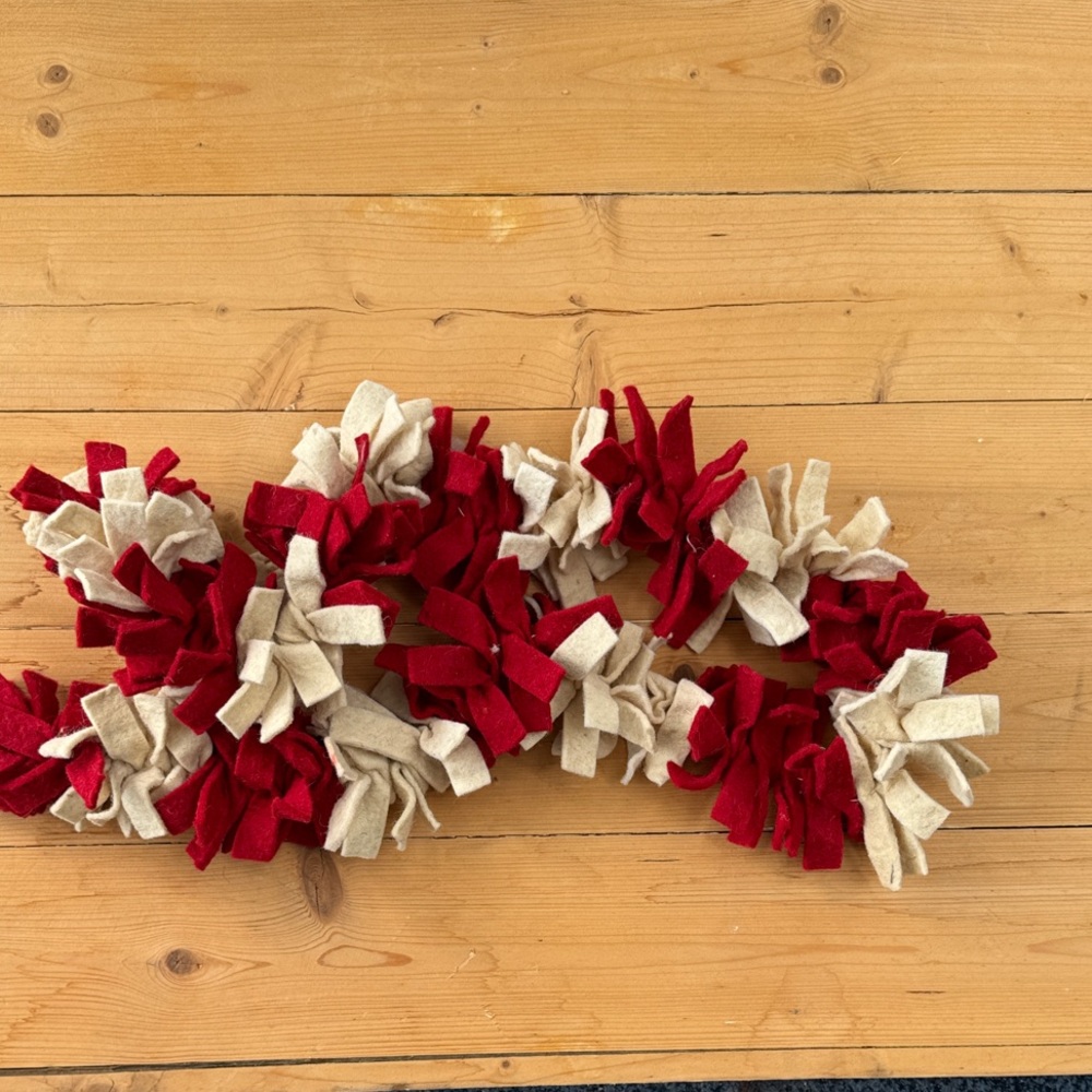 Hobby Lobby Red and Cream Holiday Garland